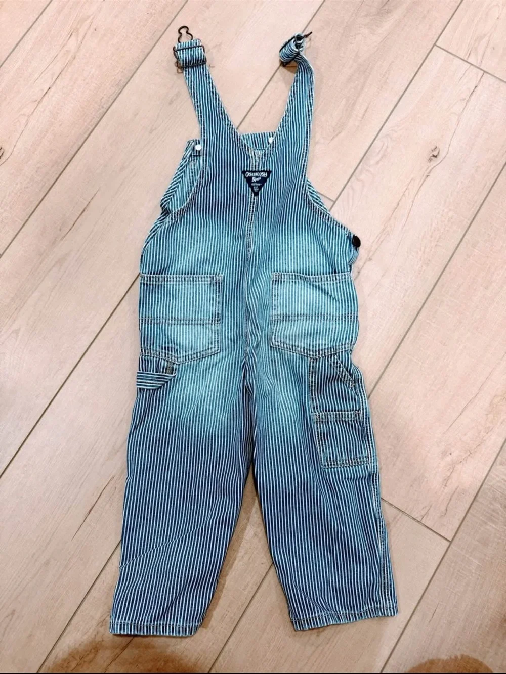 OshKosh Bgosh classic striped